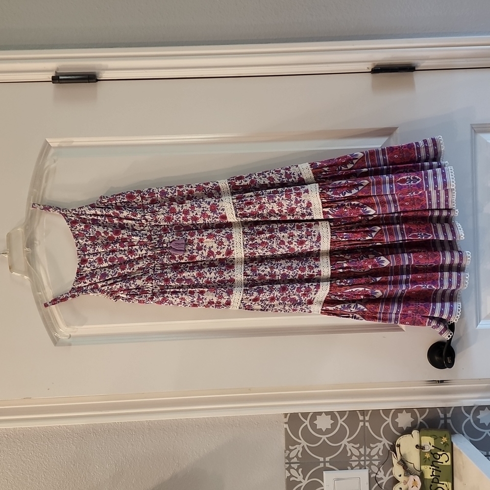 Girls long Maxi Spring/ Summer dress size 7-8  nwt